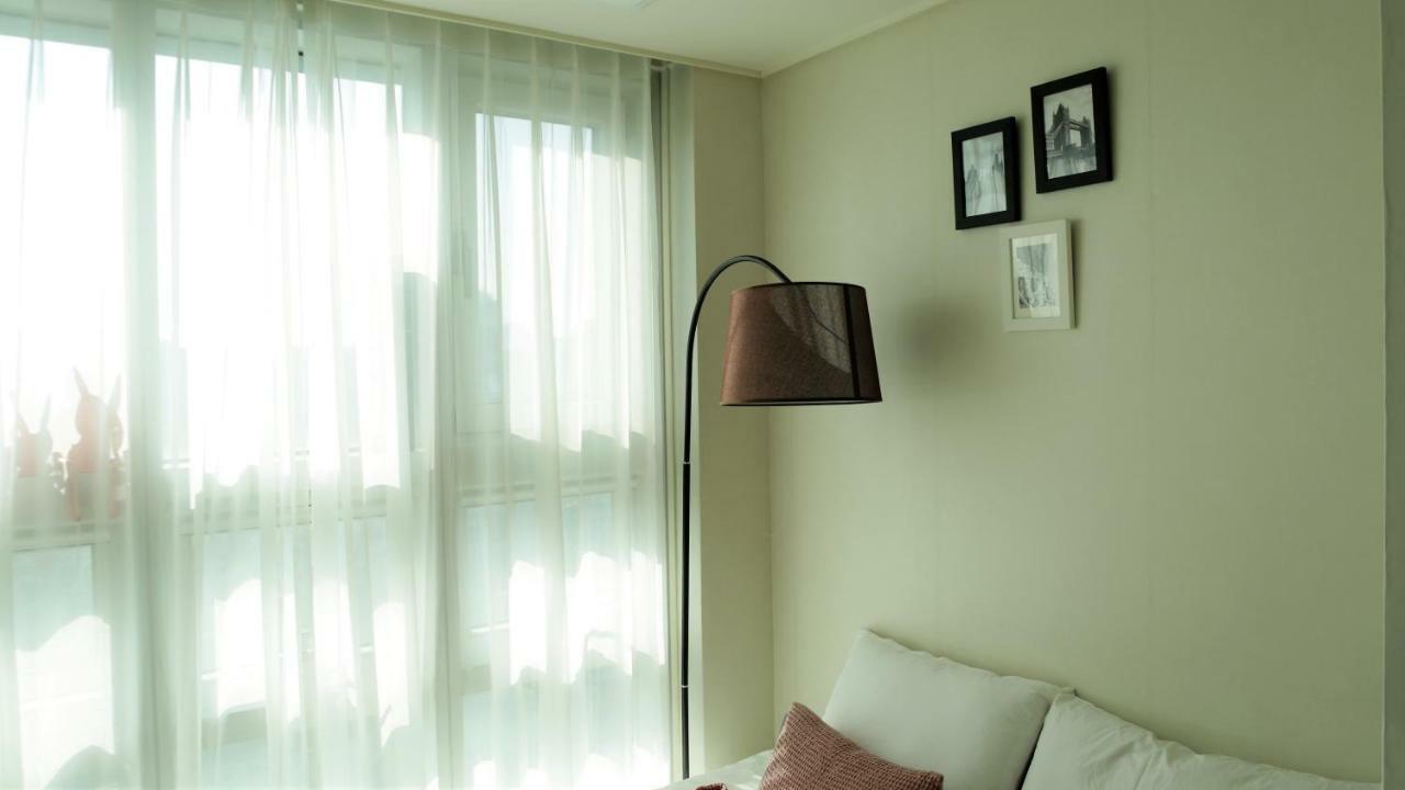Location In Myeong Dong Pr Studio Apartment Seoul