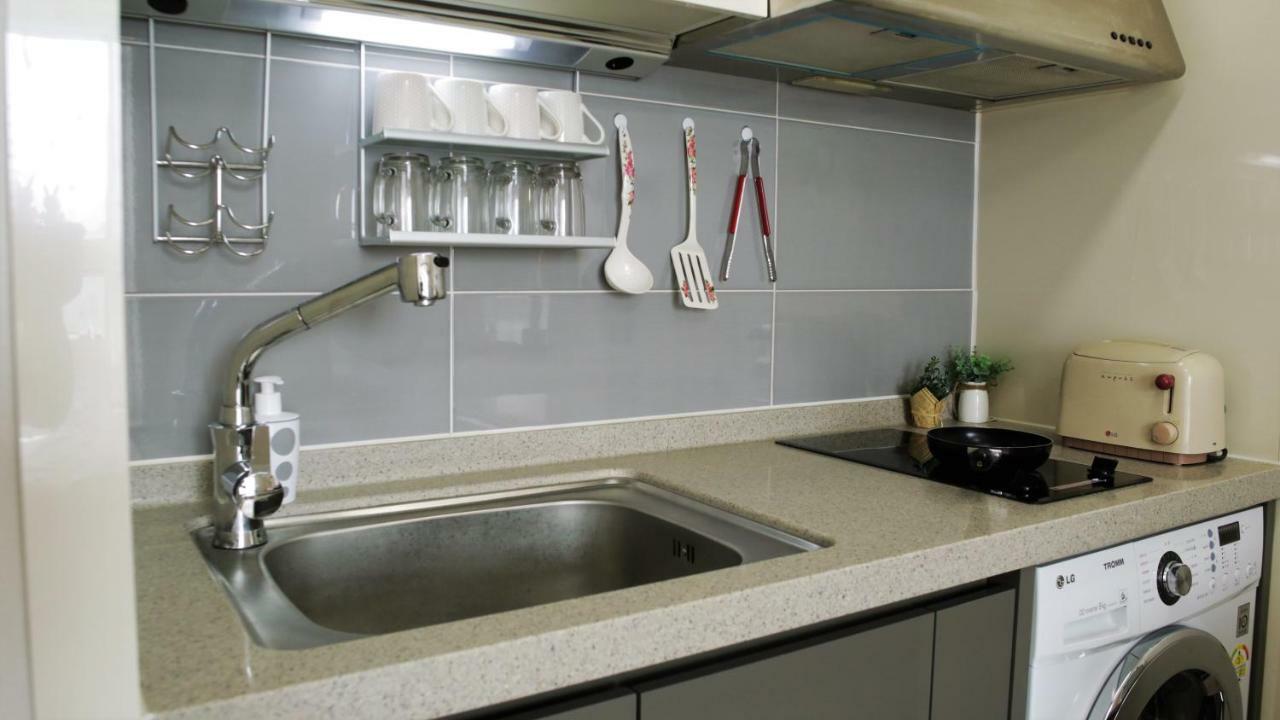 Location In Myeong Dong Pr Studio Apartment Seoul